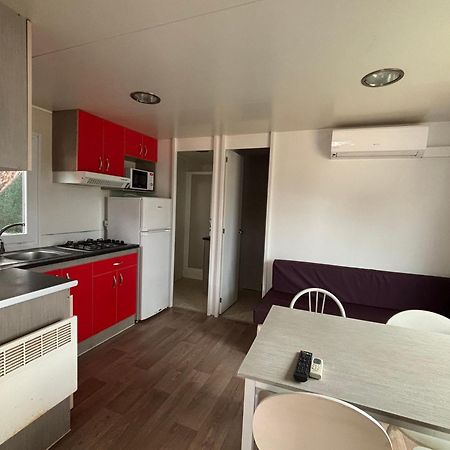 Camping El Pinar Platja Santa Susanna Exterior foto