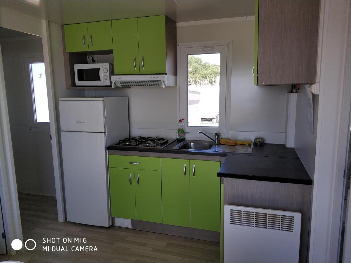 Camping El Pinar Platja Santa Susanna Exterior foto