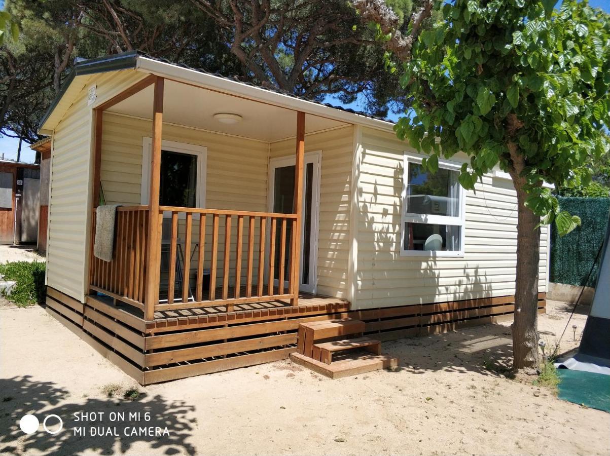 Camping El Pinar Platja Santa Susanna Exterior foto