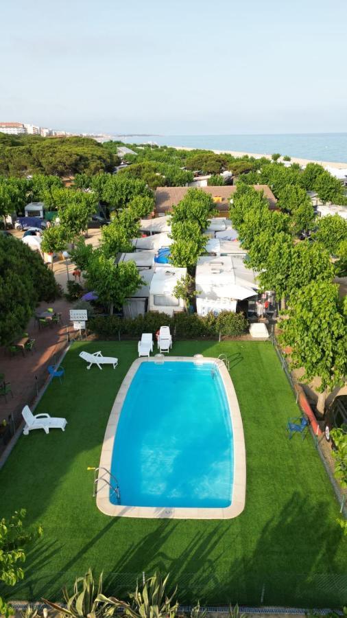 Camping El Pinar Platja Santa Susanna Exterior foto