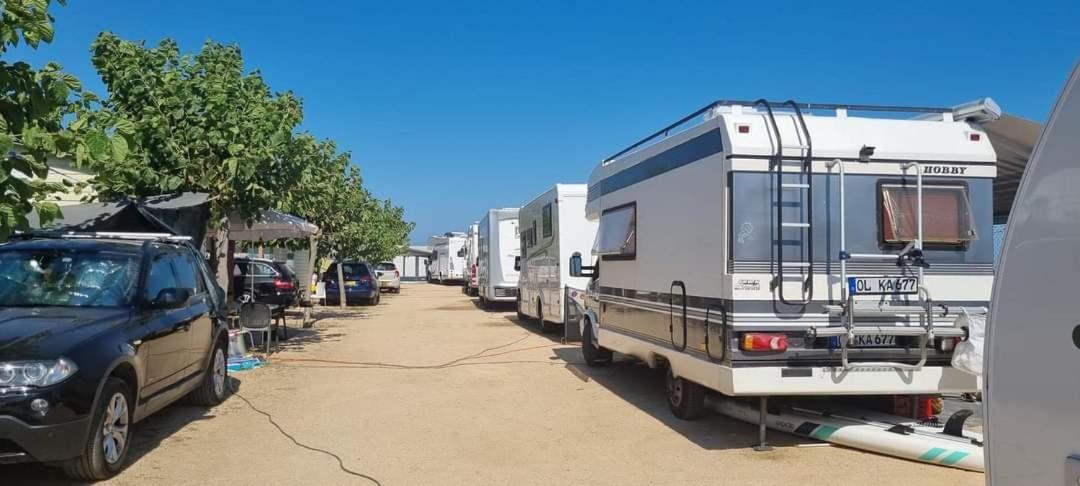 Camping El Pinar Platja Santa Susanna Exterior foto